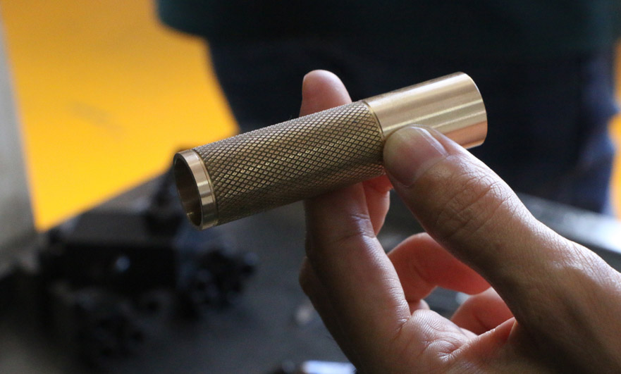 cnc turning Knurling