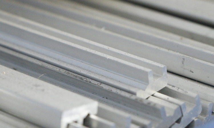 What is Plastic Extrusion: Process Guide