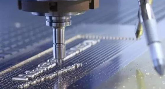 Gravure CNC en relief ou en relief Gravure CNC en relief ou en relief